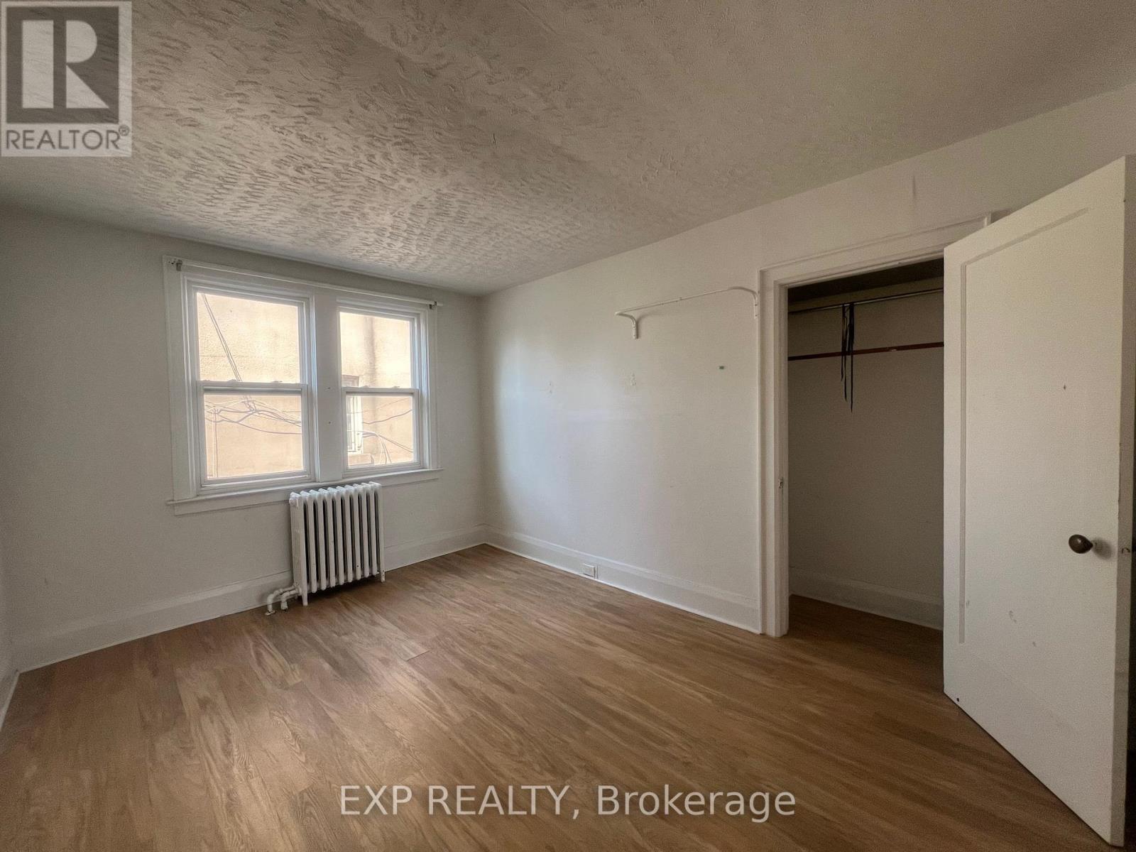 6 - 102 Greensides Avenue Property Photo 4