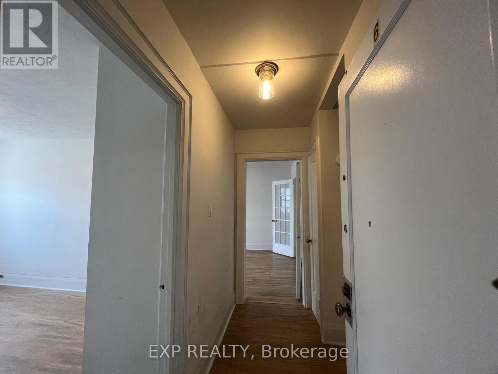 6 - 102 Greensides Avenue Property Photo 11