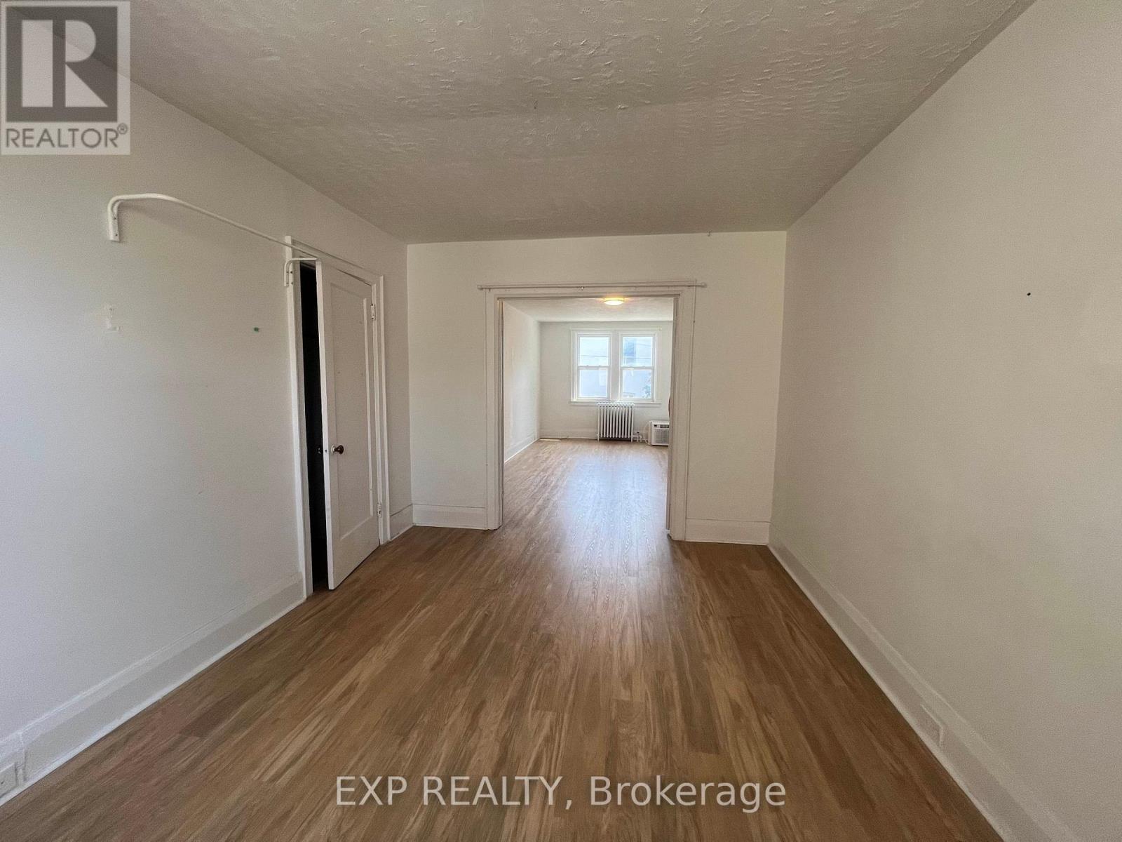 6 - 102 Greensides Avenue Property Photo 12