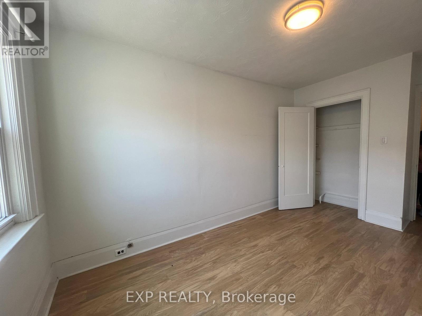 6 - 102 Greensides Avenue Property Photo 16