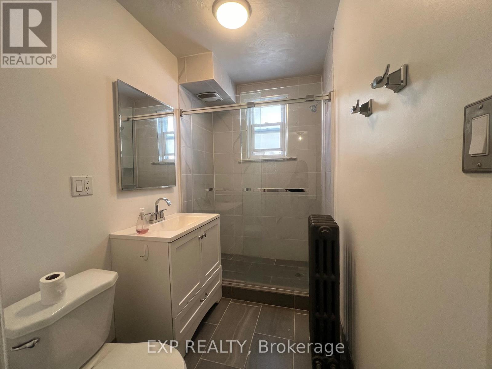6 - 102 Greensides Avenue Property Photo 20