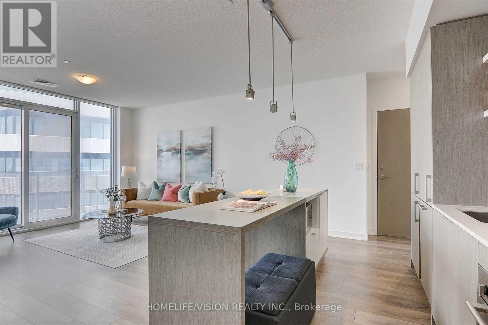 4906 - 100 Harbour Street Property Photo 13