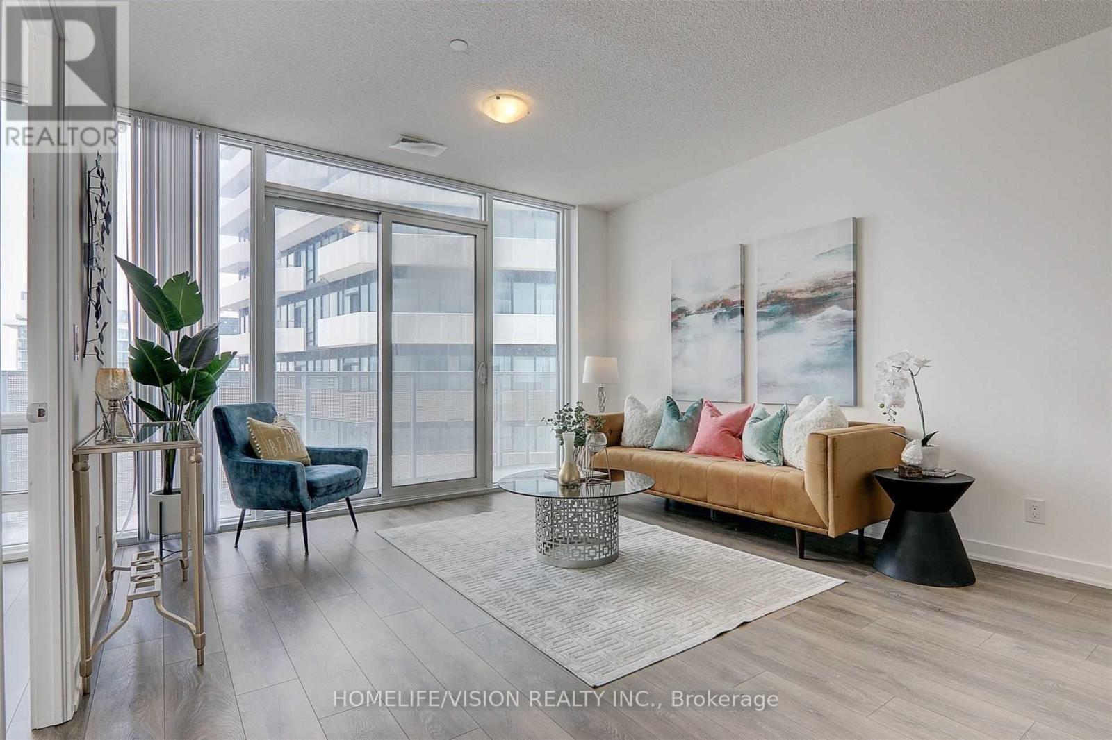 4906 - 100 Harbour Street Property Photo 15