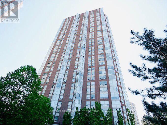 909 - 5 CONCORDE PLACE Property Photo 1
