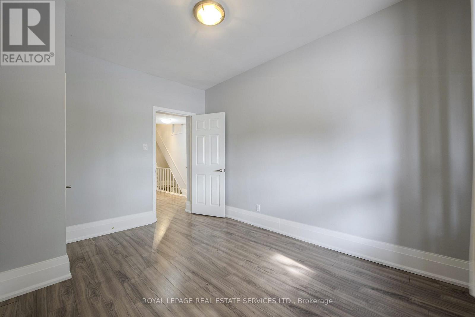 1 - 271 Albany Avenue Property Photo 12
