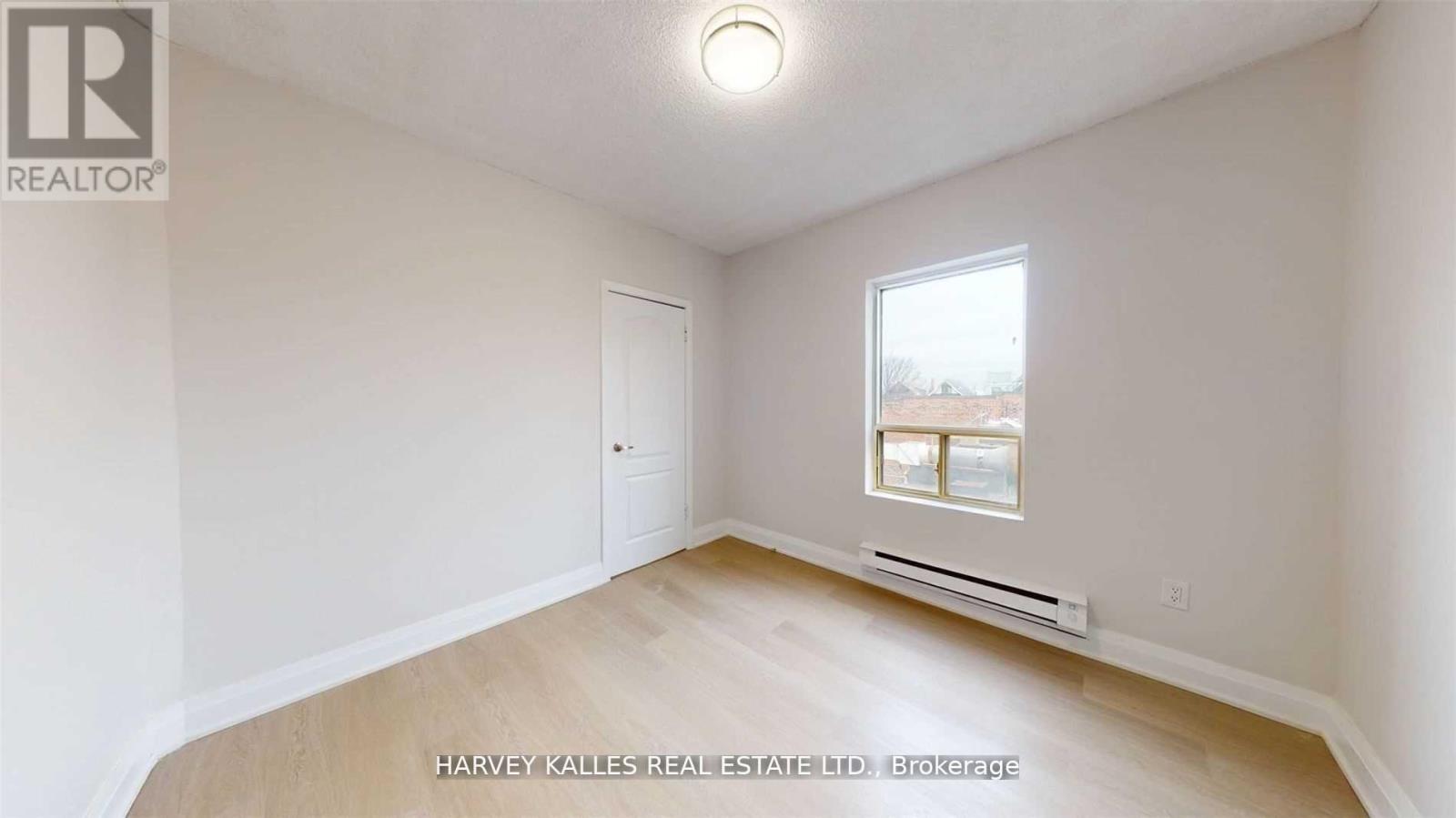 7 - 98 Northcliffe Boulevard Property Photo 12