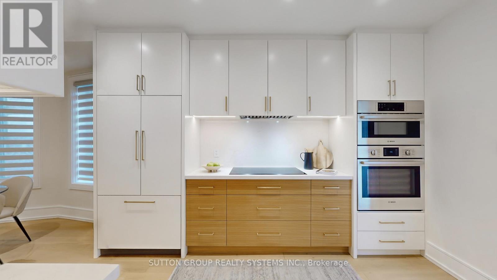 225 Christie Street Property Photo 8