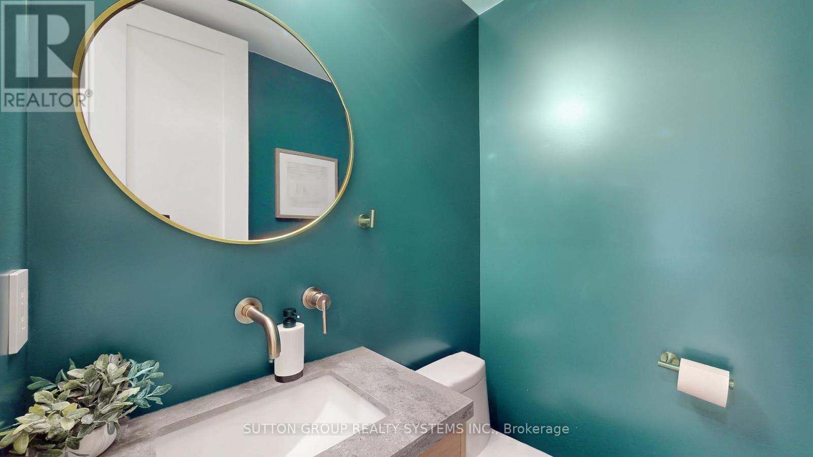 225 Christie Street Property Photo 12