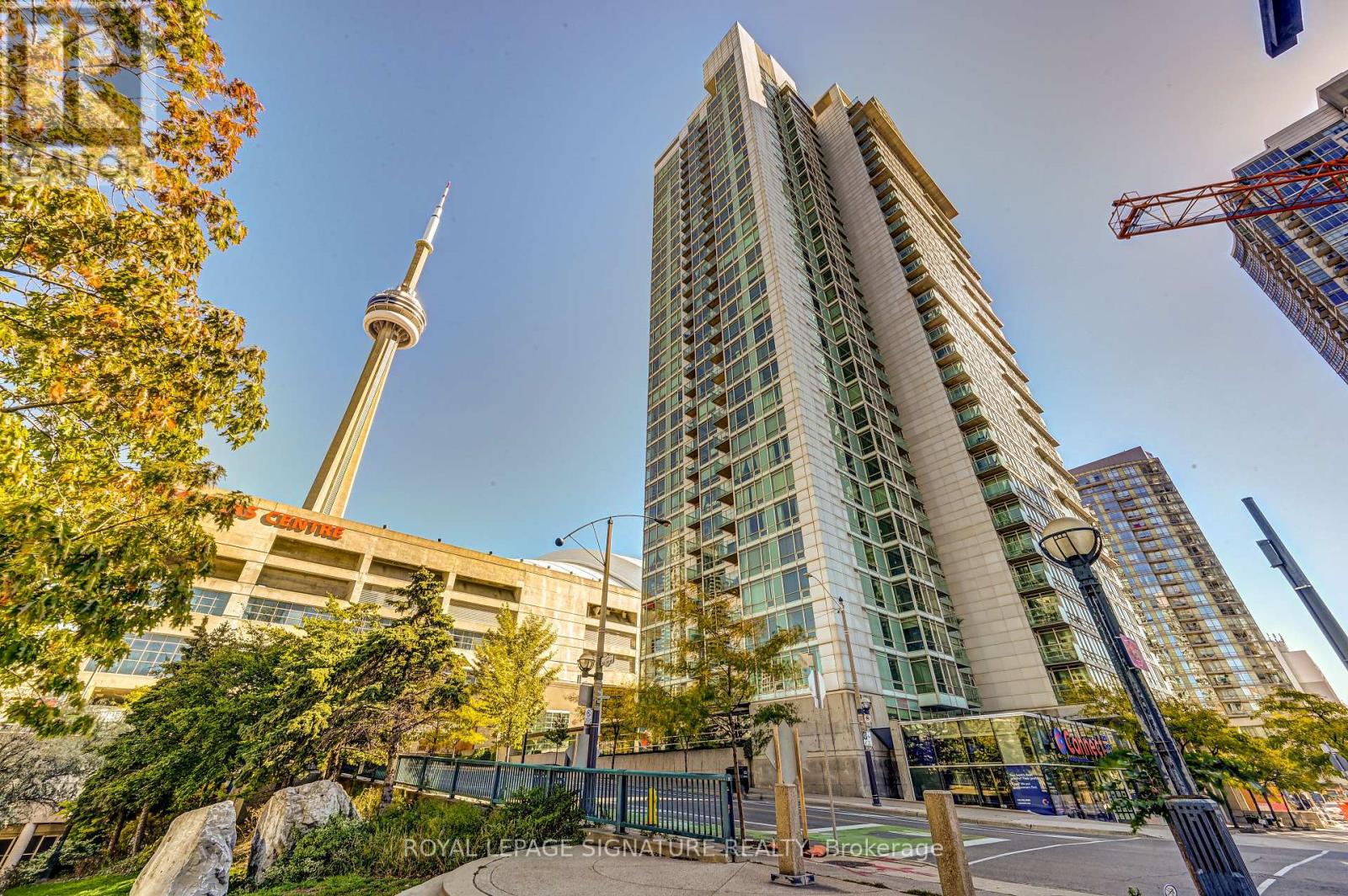 809 - 81 NAVY WHARF COURT Property Photo 1