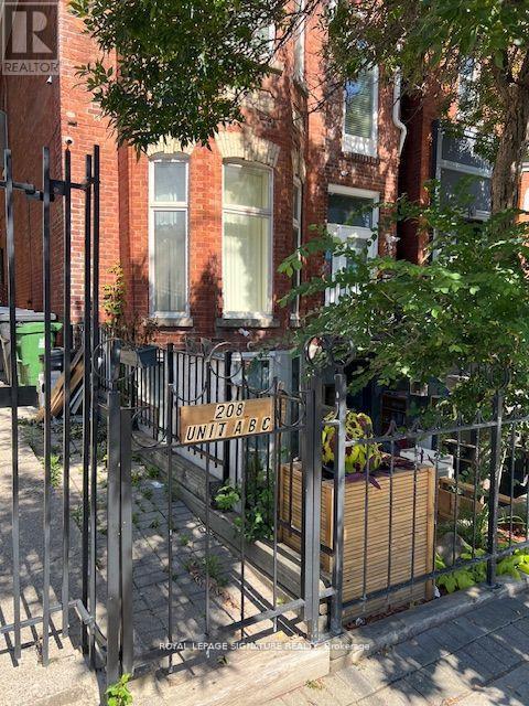 B - 208 CARLTON STREET Property Photo 1
