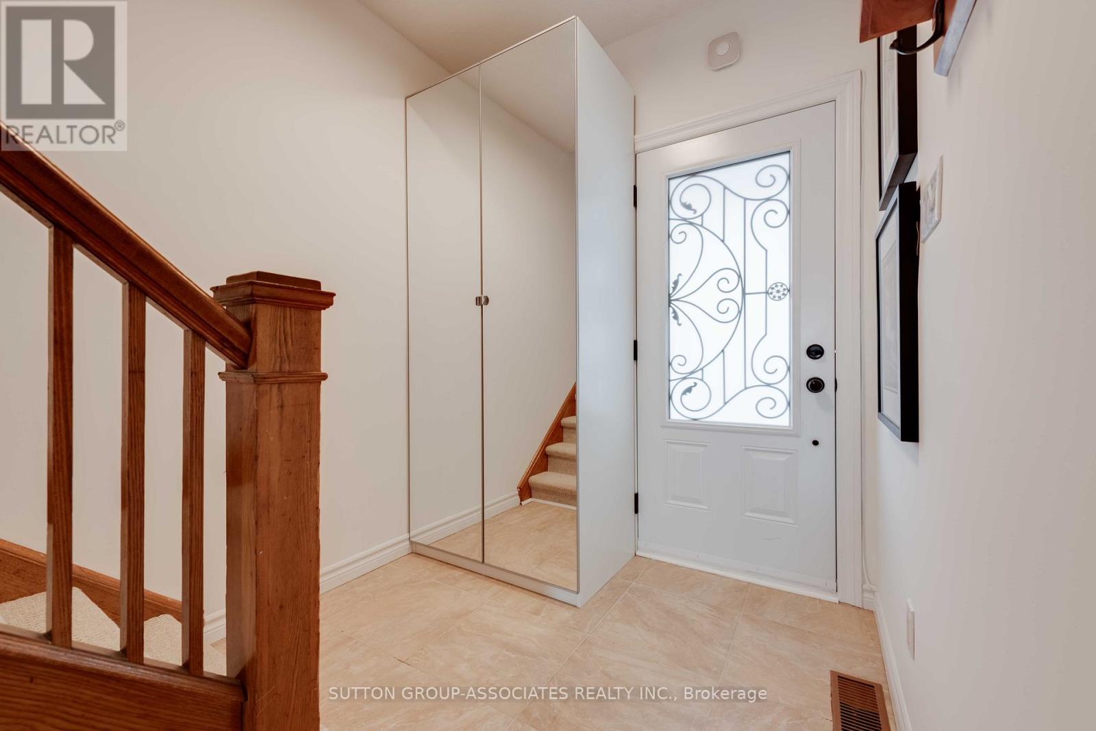 324 Glenholme Avenue Property Photo 3