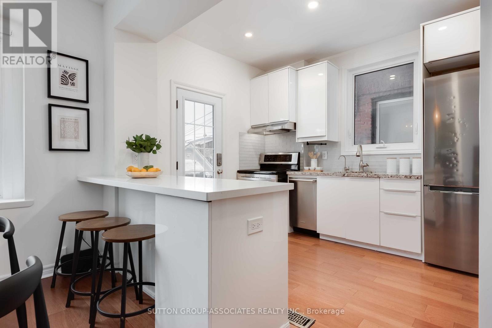 324 Glenholme Avenue Property Photo 11