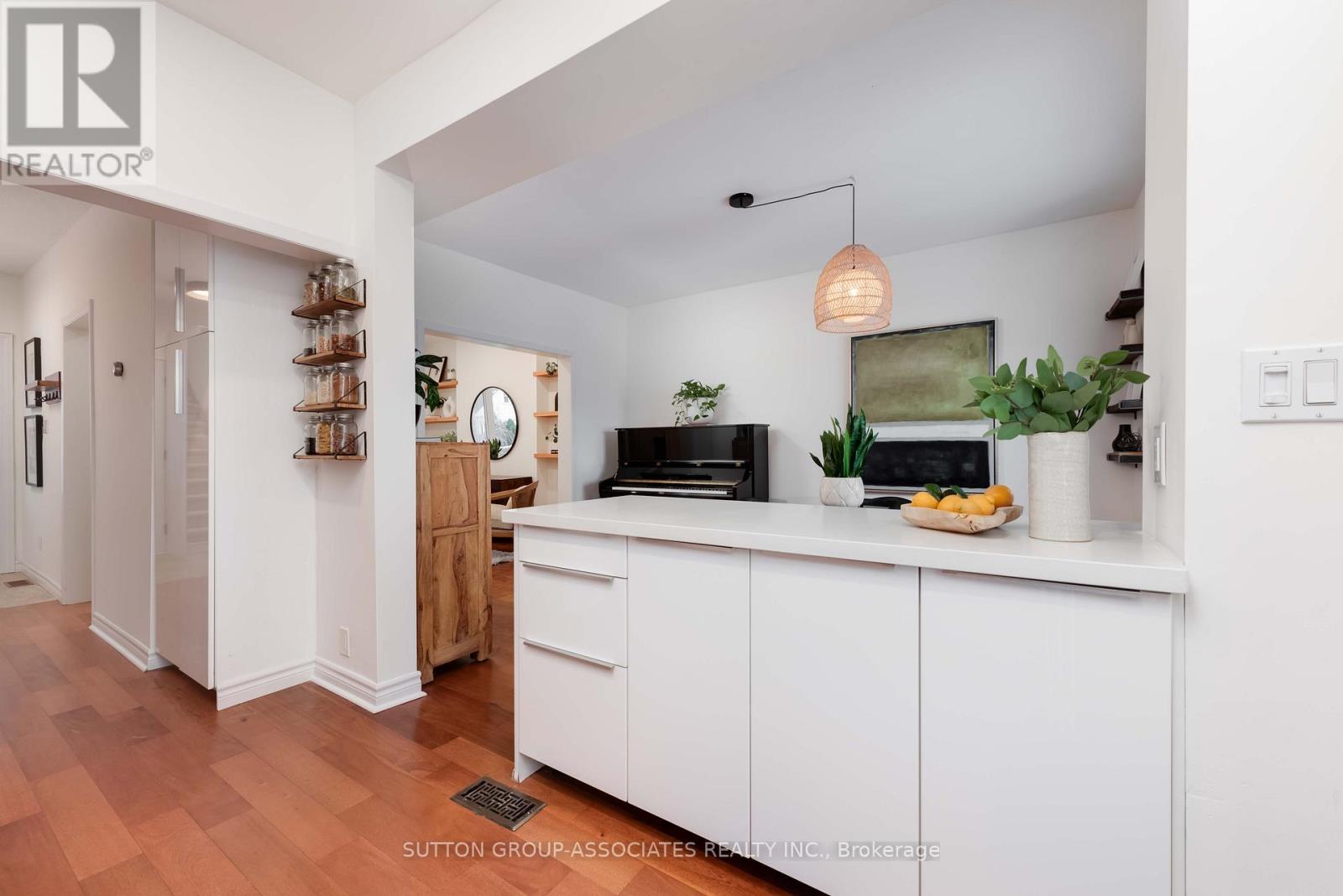 324 Glenholme Avenue Property Photo 13