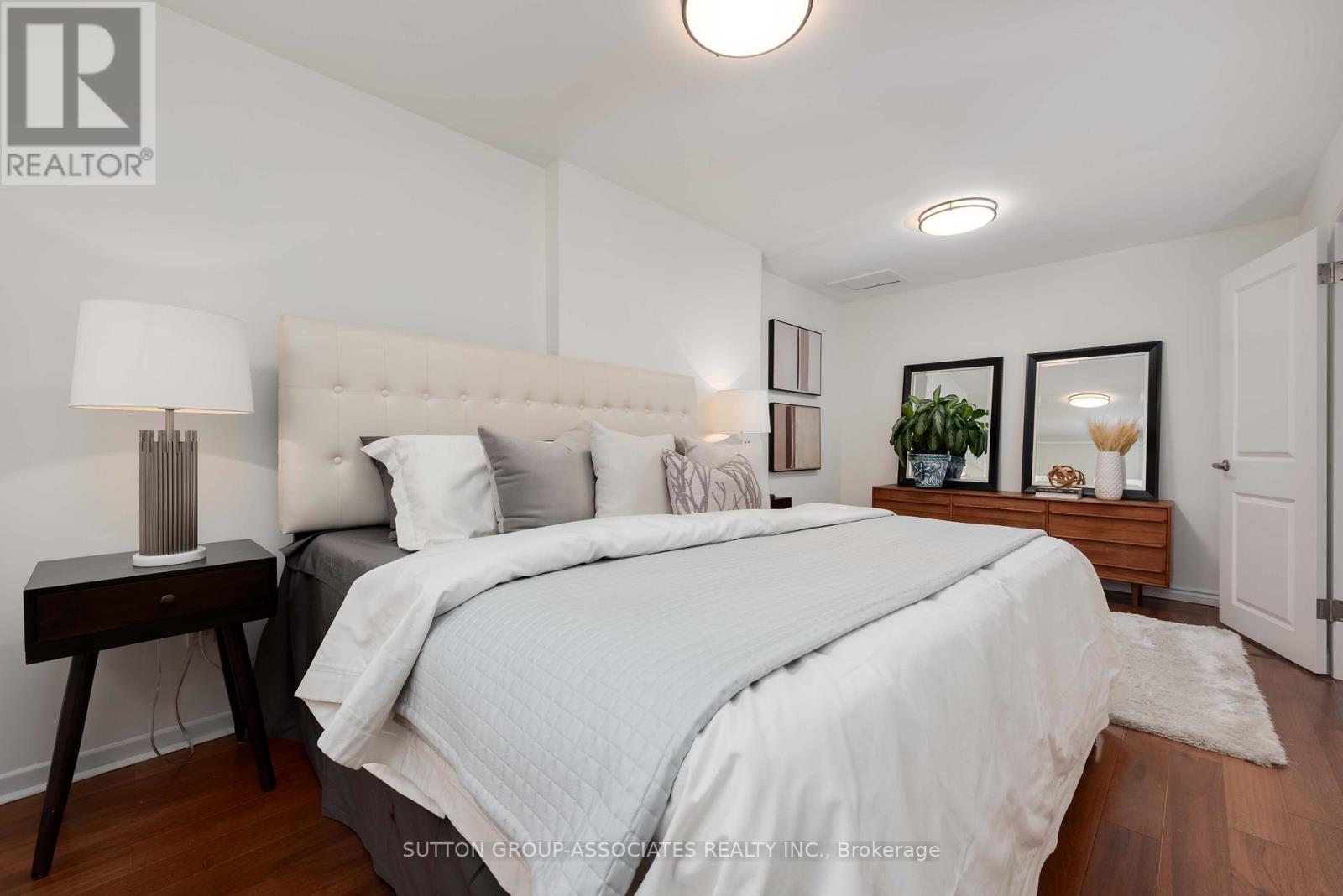 324 Glenholme Avenue Property Photo 20
