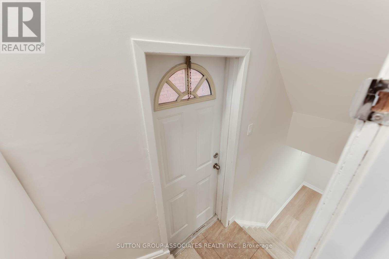 324 Glenholme Avenue Property Photo 25
