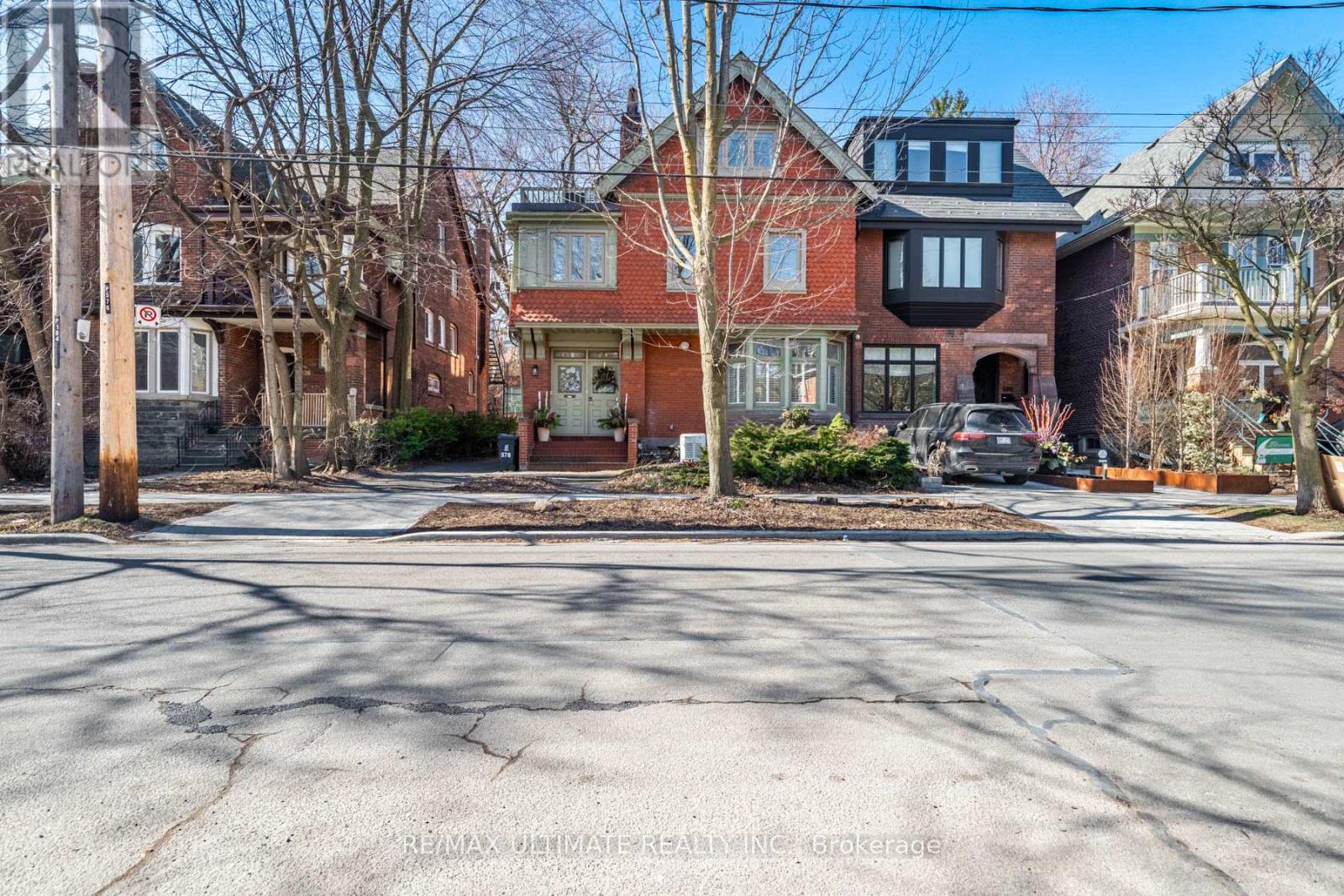 Unit A - 578 Huron Street Property Photo 1