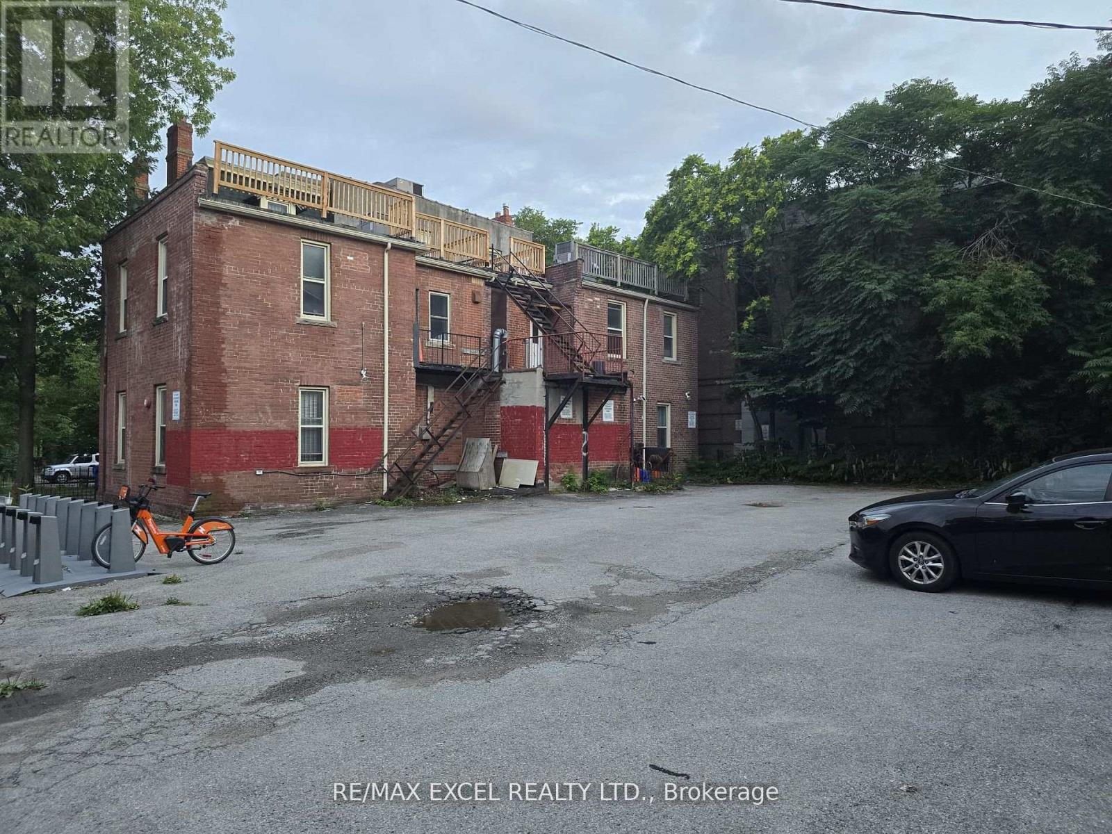 28 Cecil Street Property Photo 5