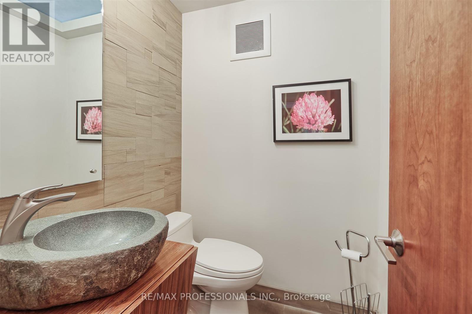 90 Madison Avenue Property Photo 14