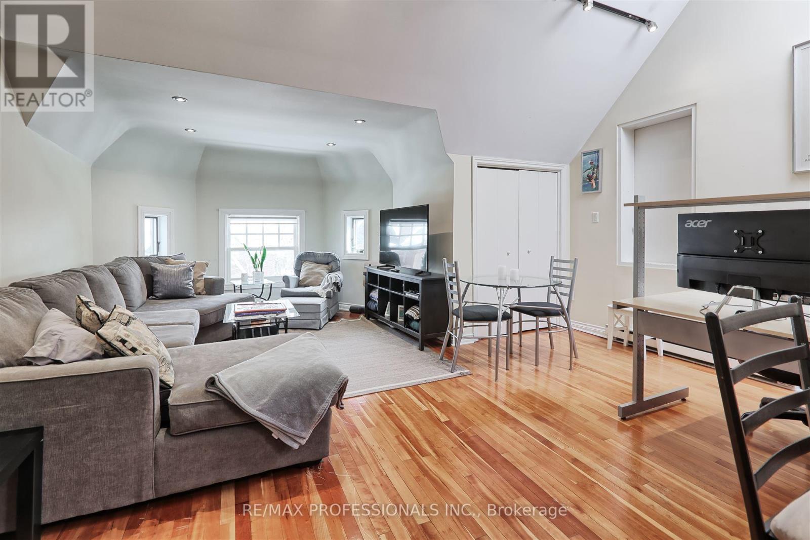 90 Madison Avenue Property Photo 35