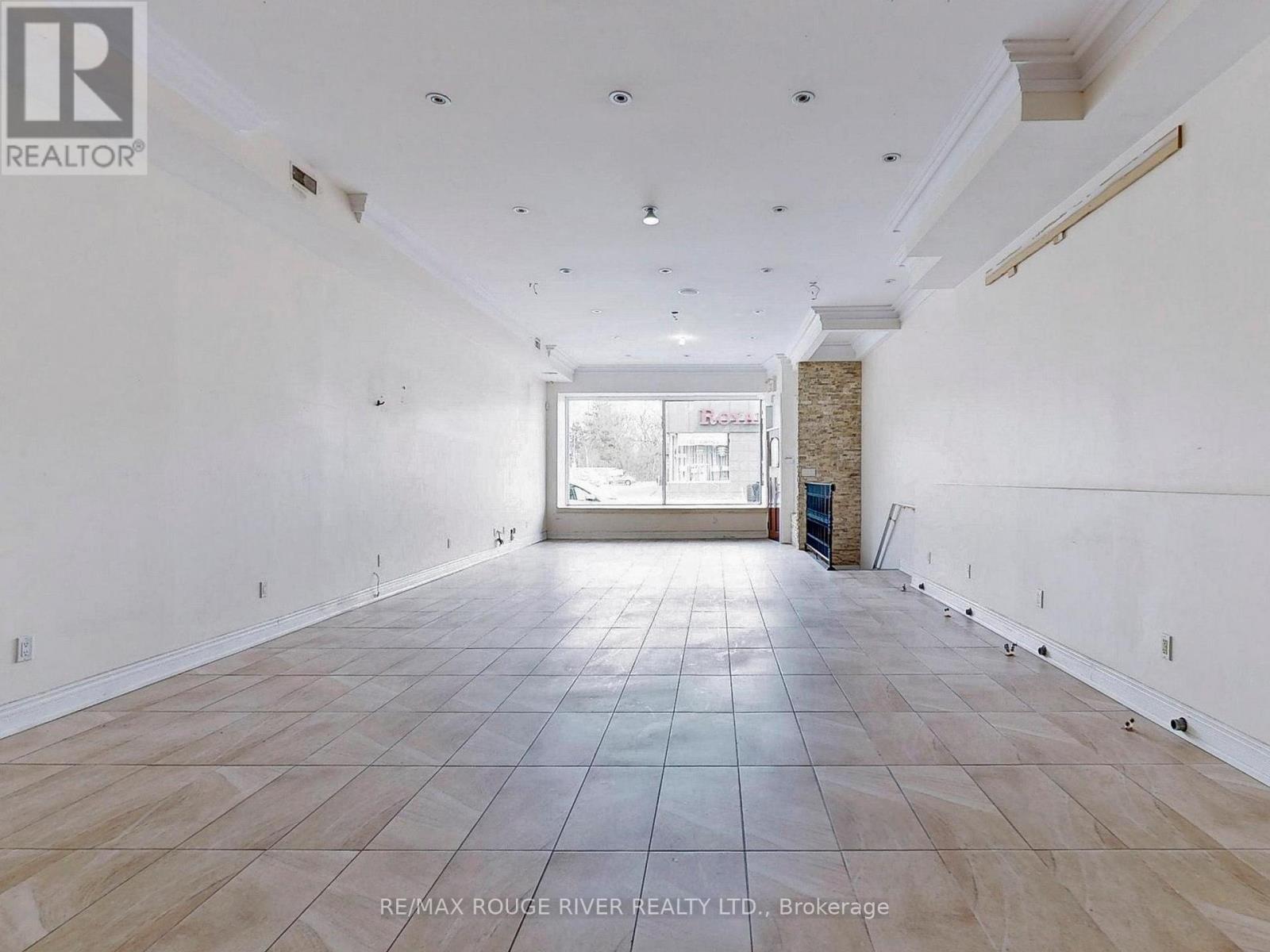 1556 Avenue Road Property Photo 7