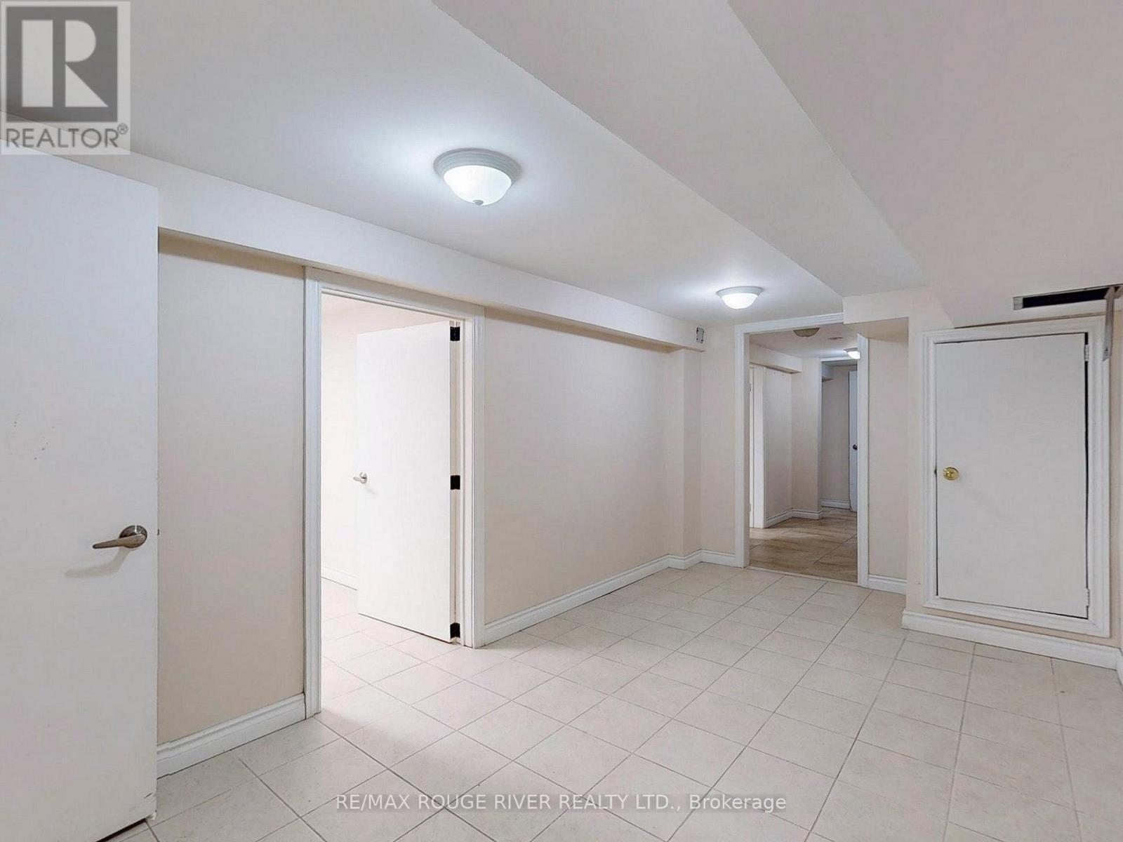 1556 Avenue Road Property Photo 20