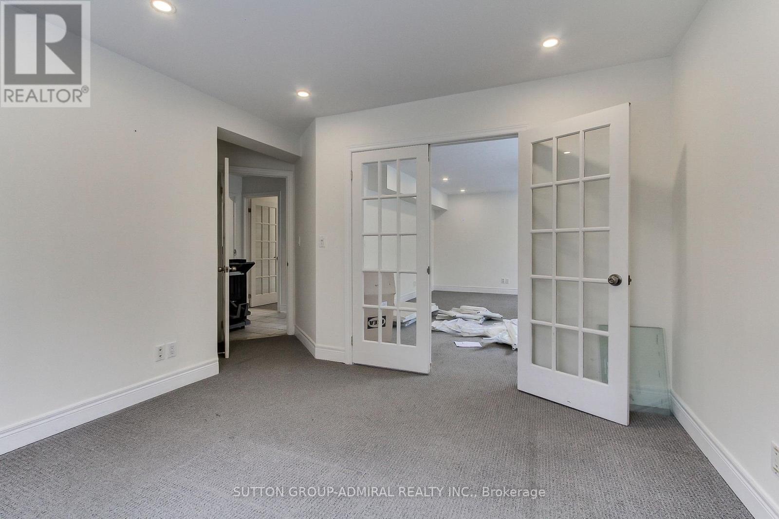 187 Finch Avenue W Property Photo 23