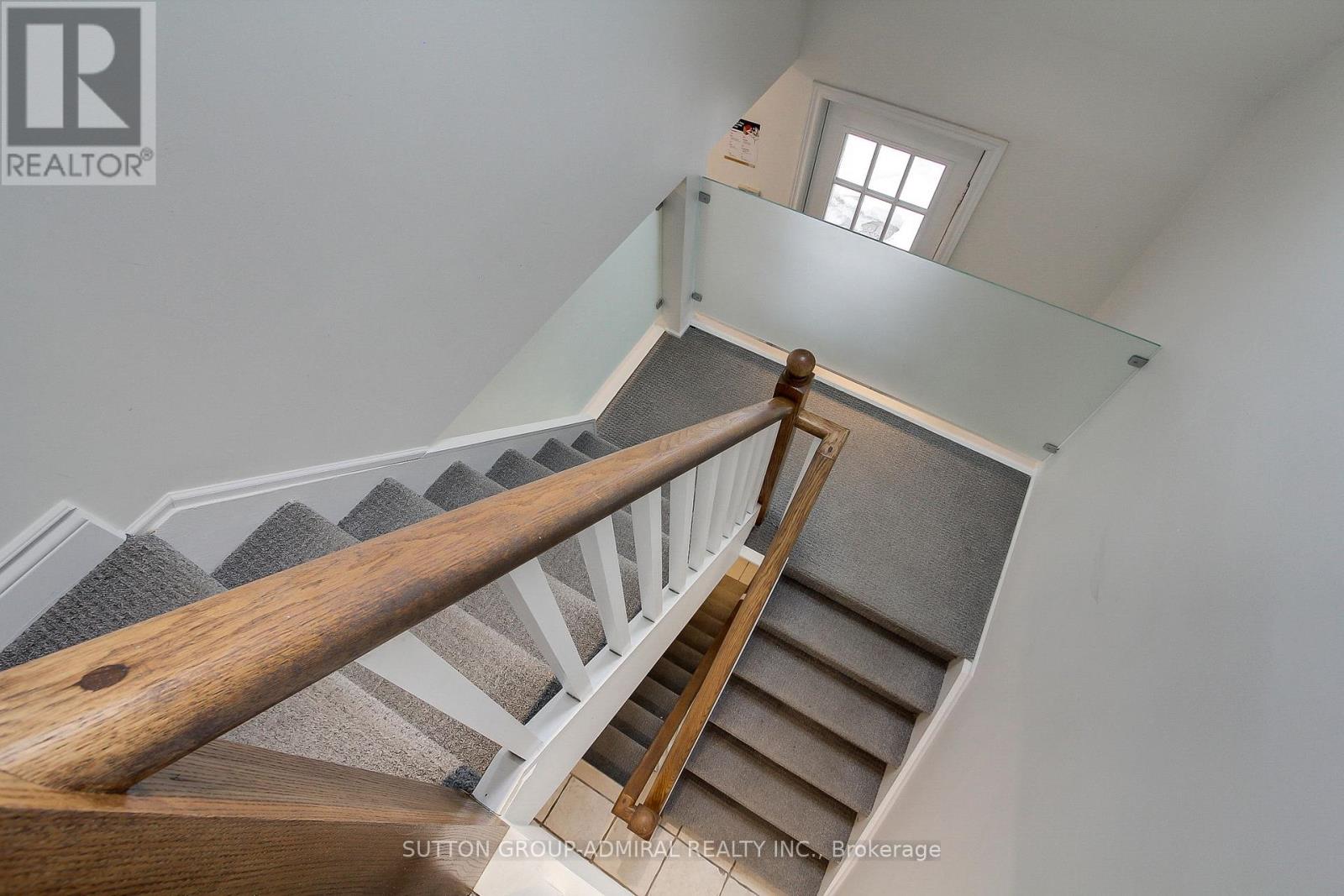 187 Finch Avenue W Property Photo 37