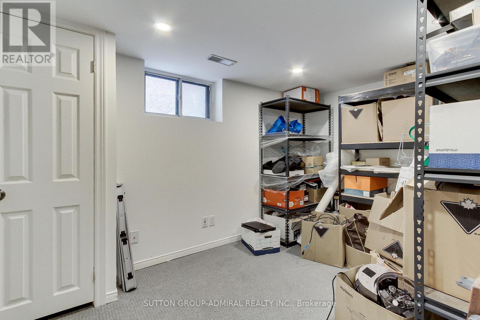 187 Finch Avenue W Property Photo 41