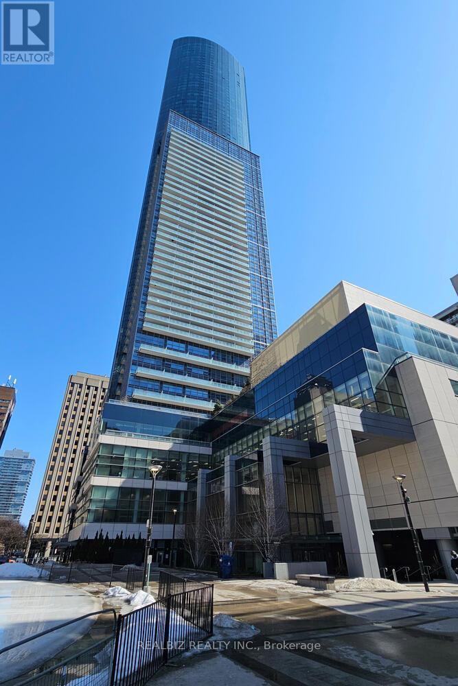 1516 - 386 YONGE STREET Property Photo 1