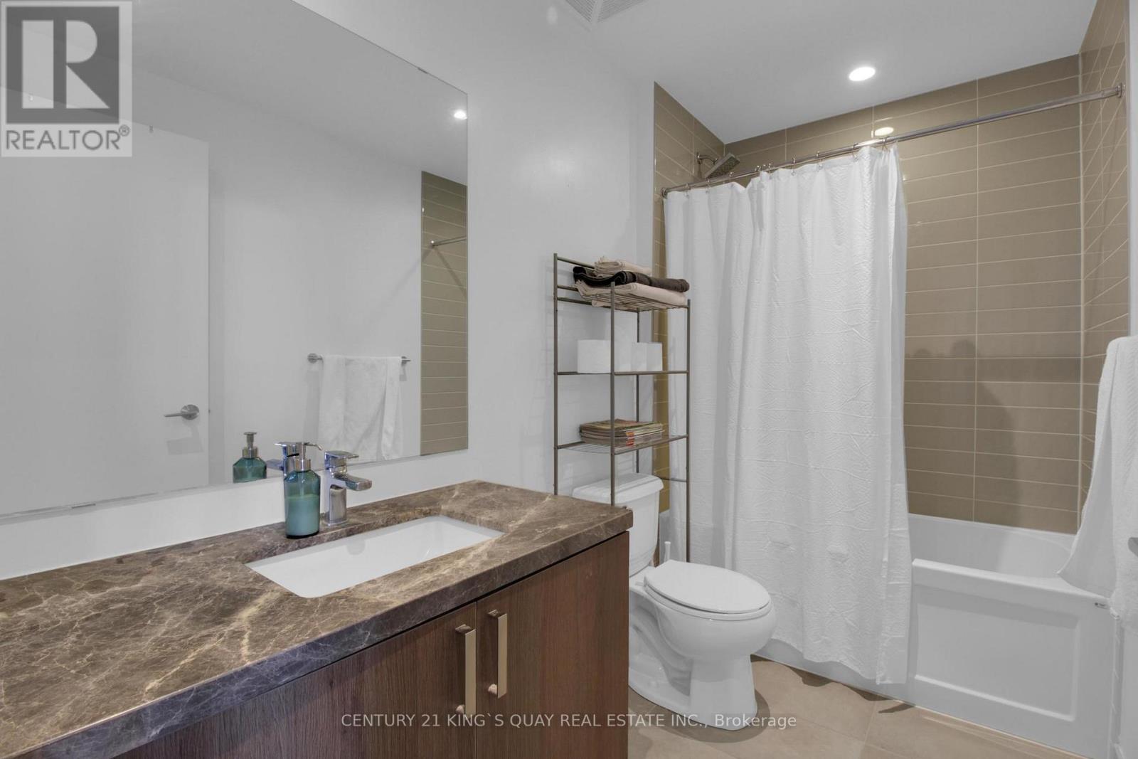 1508 - 501 St Clair Avenue W Property Photo 15