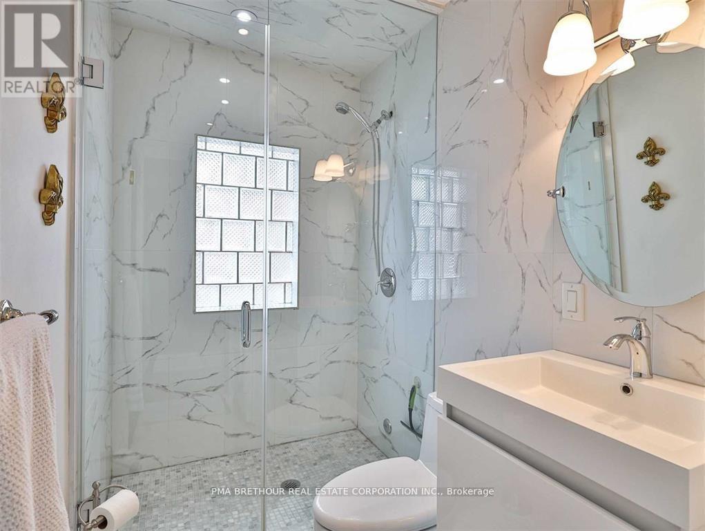 4 Belle Ayre Boulevard Property Photo 19