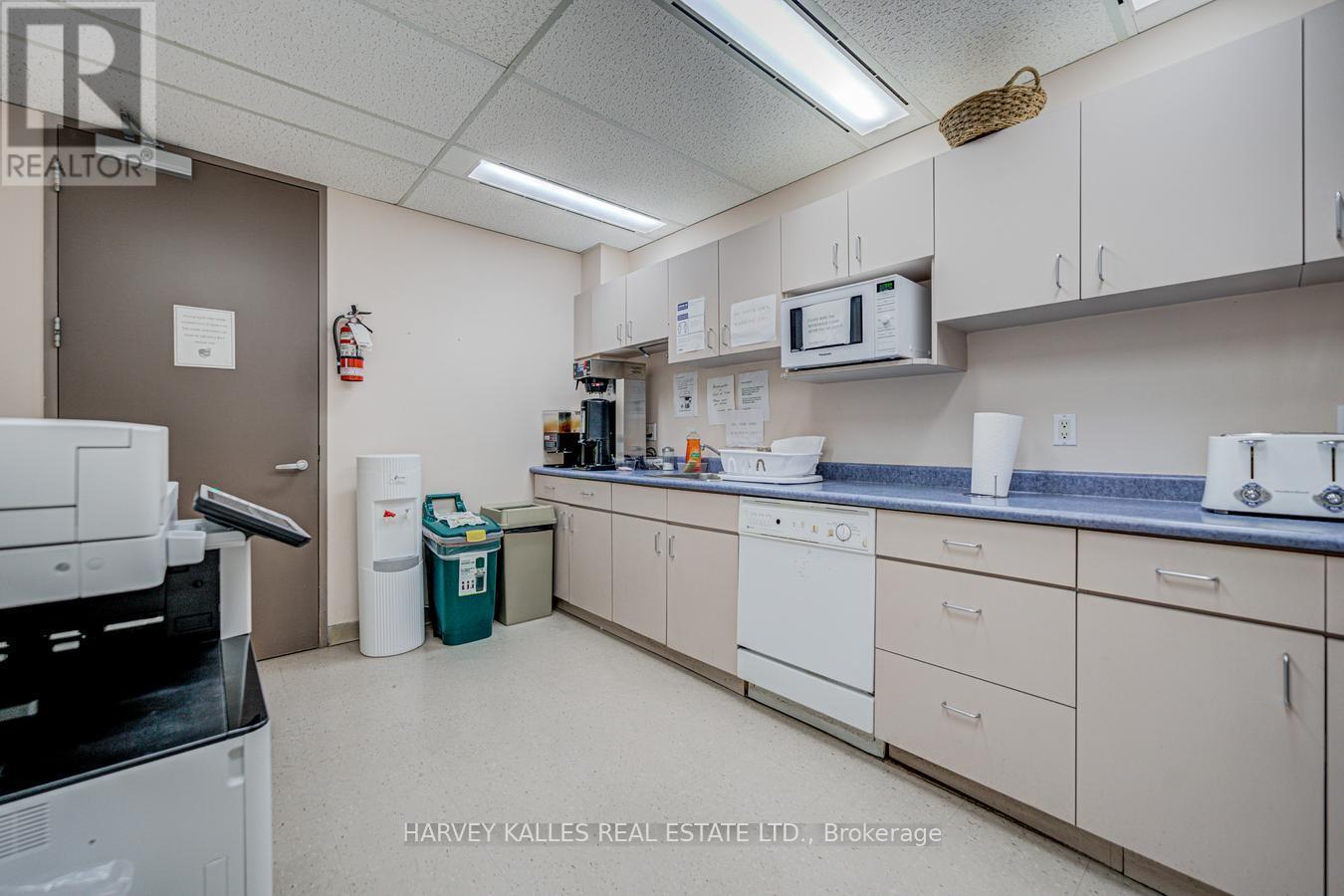 930 - 45 Sheppard Avenue E Property Photo 7