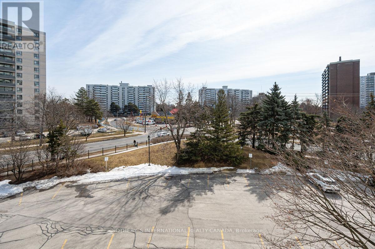 405 - 1101 Steeles Avenue W Property Photo 28