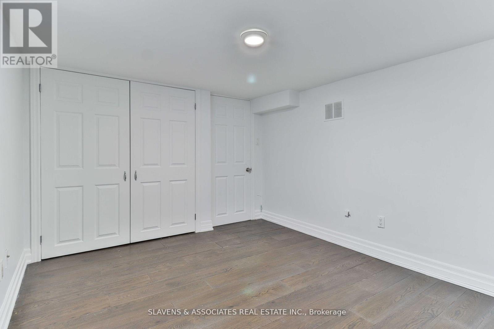 262 Poyntz Avenue Property Photo 27