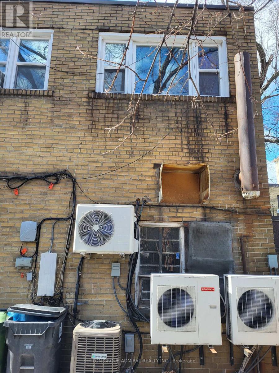 2839 Bathurst Street Property Photo 42