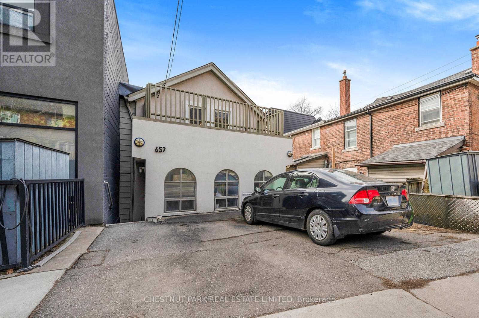 657 Davenport Road Property Photo 2