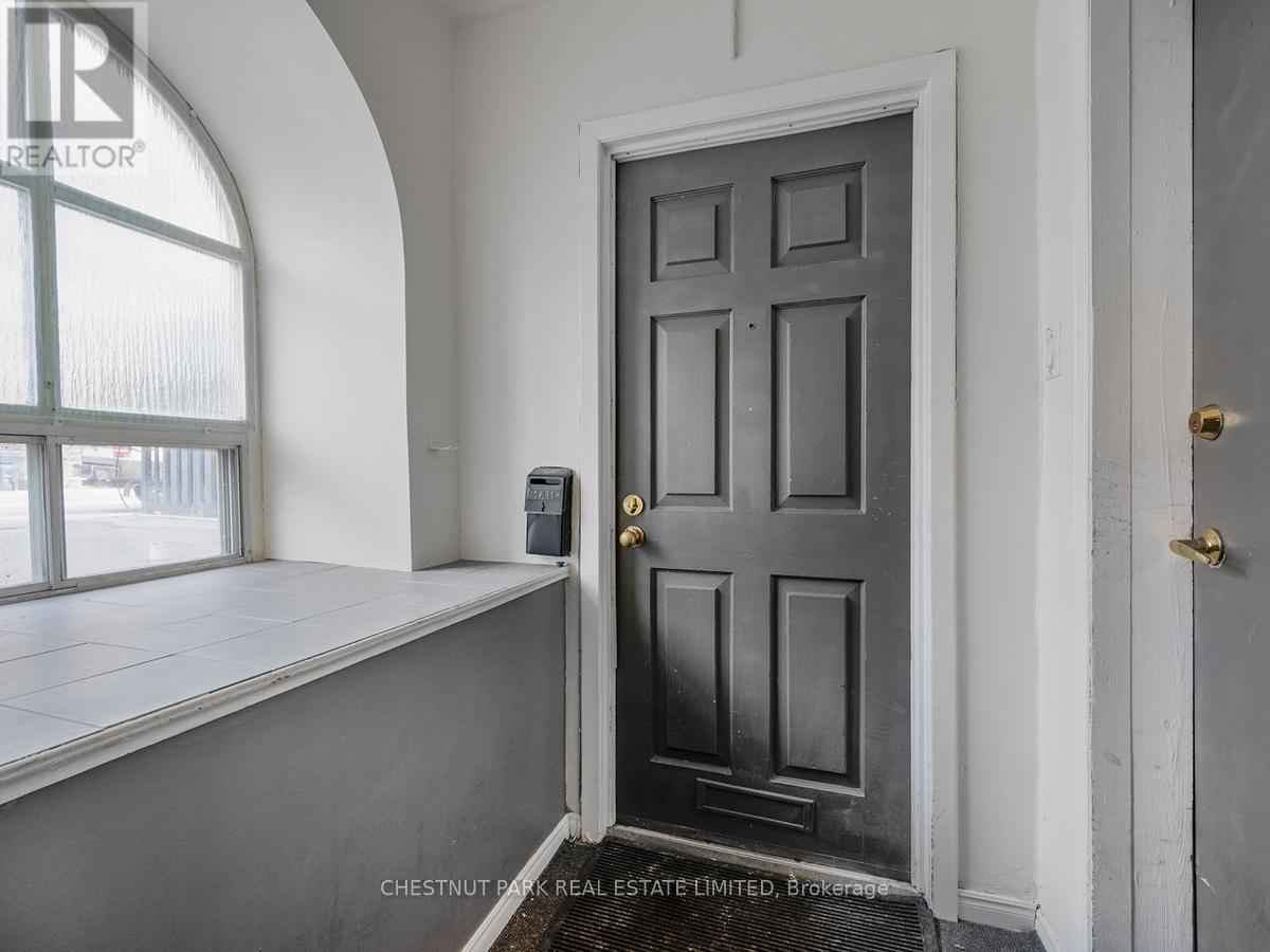 657 Davenport Road Property Photo 3