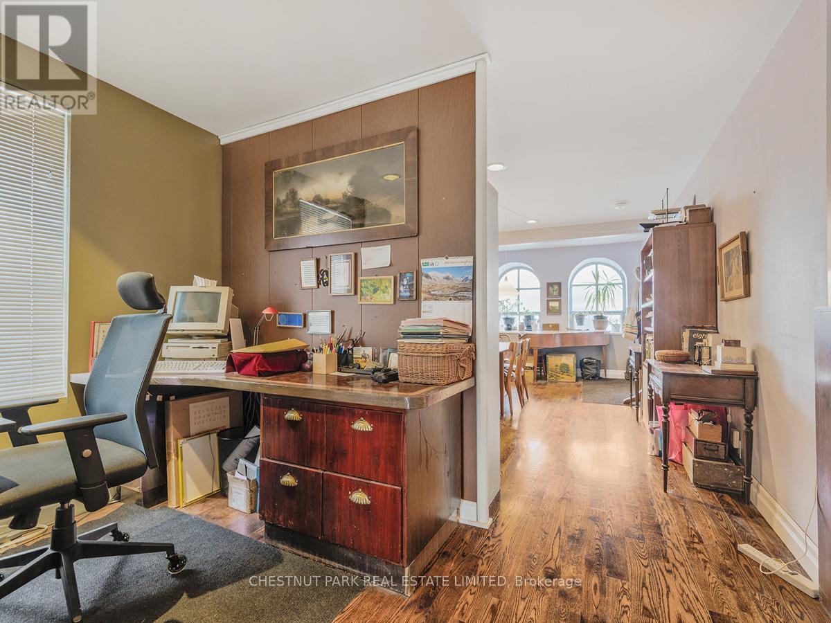 657 Davenport Road Property Photo 6