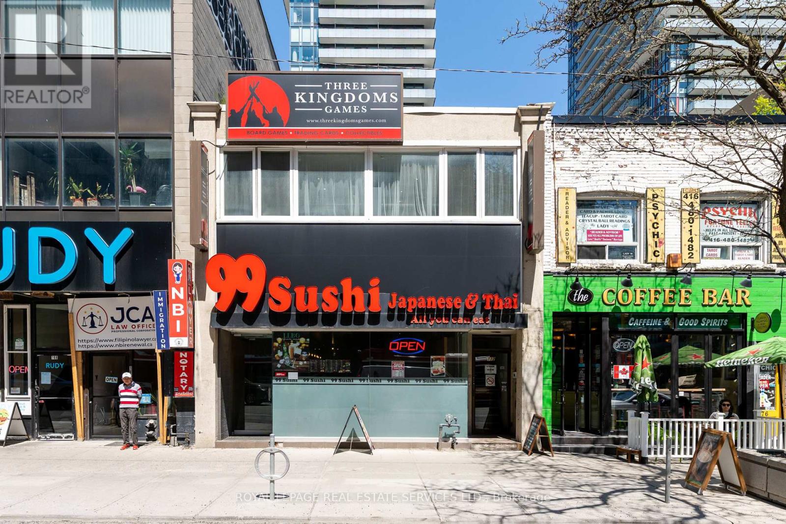 170 Eglinton Ave E Property Photo 1