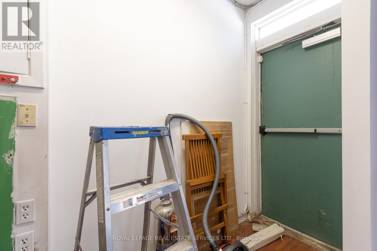 170 Eglinton Ave E Property Photo 14