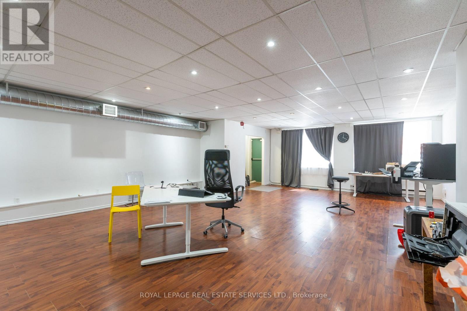 170 Eglinton Ave E Property Photo 17