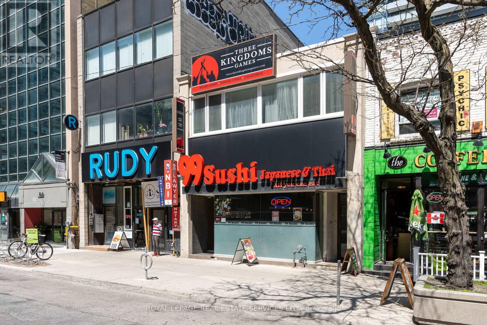 170 Eglinton Ave E Property Photo 21