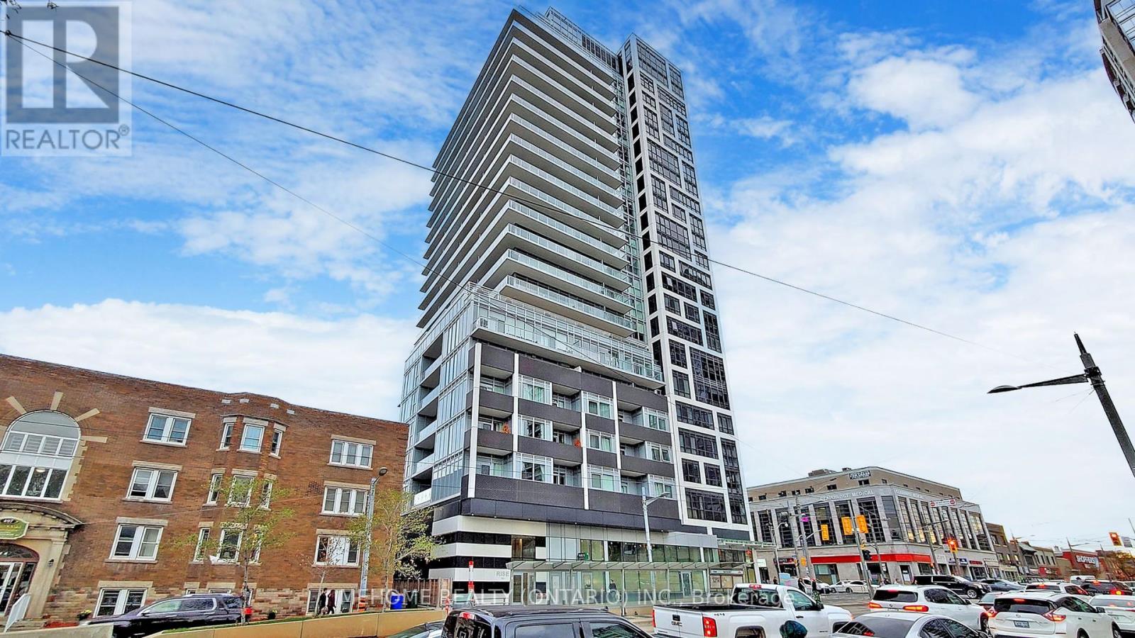 204 - 501 ST. CLAIR AVENUE W Property Photo 1