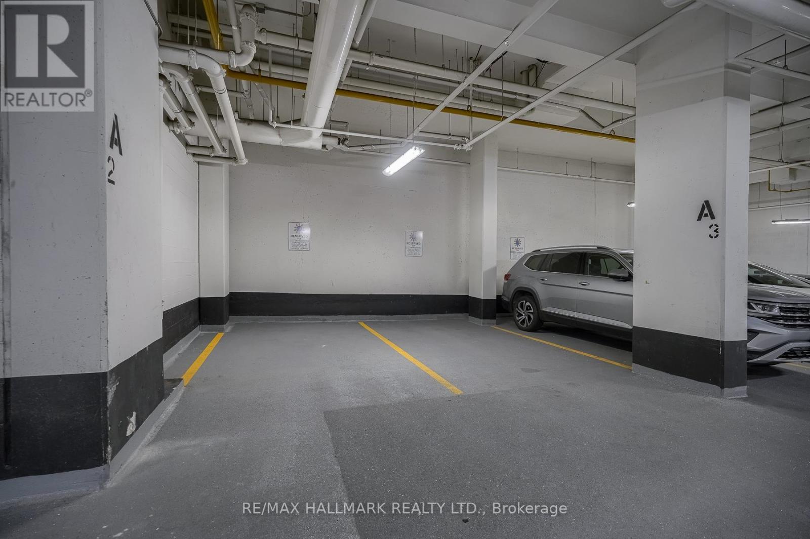 1,2,3 - 3018 Yonge Street Property Photo 19