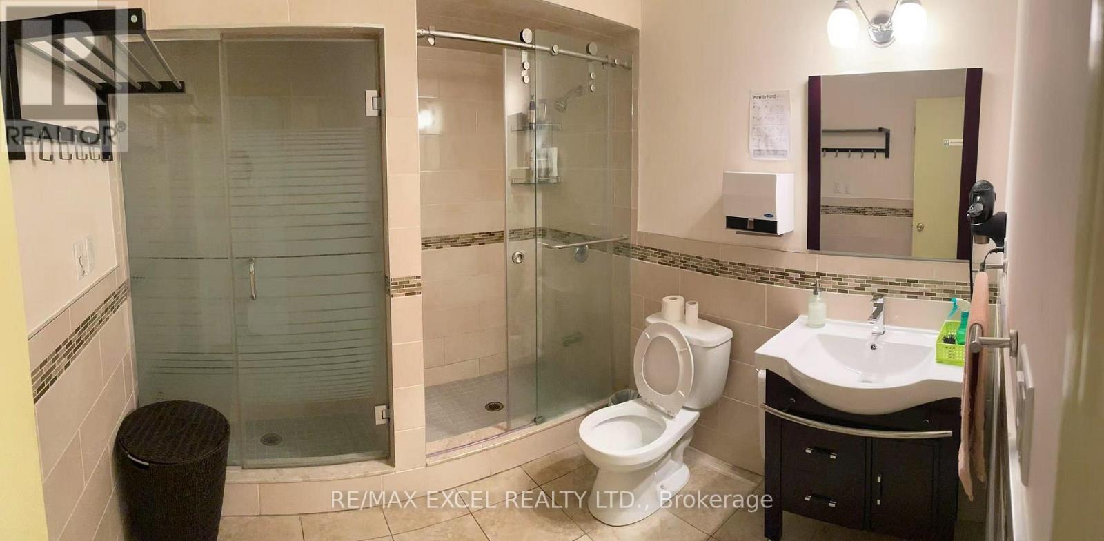 3610 Victoria Park Avenue Property Photo 6
