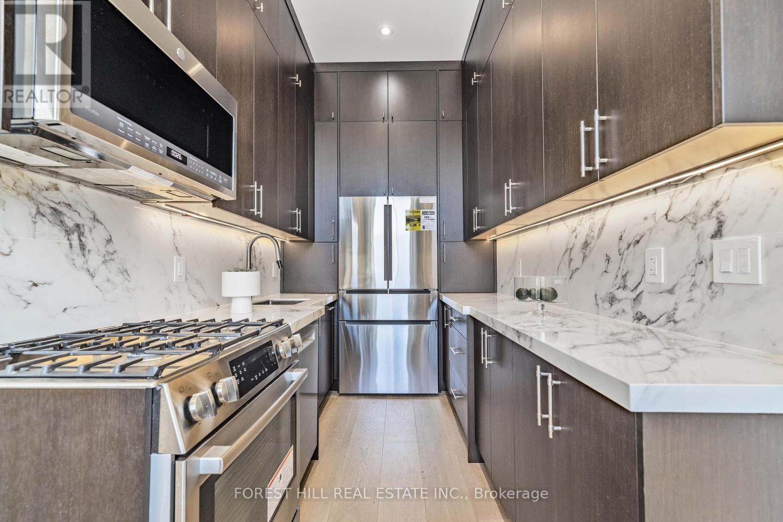 81 Upper Canada Drive Property Photo 17