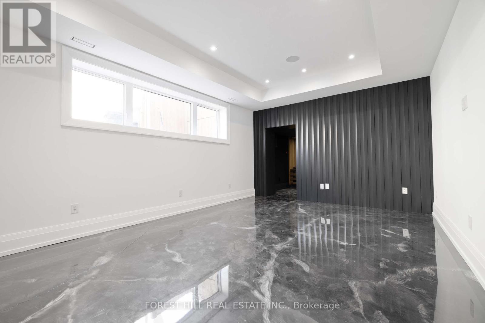 81 Upper Canada Drive Property Photo 24
