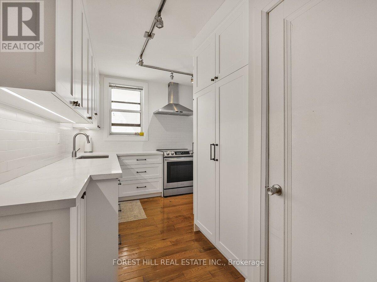 14b Glenview Avenue Property Photo 9