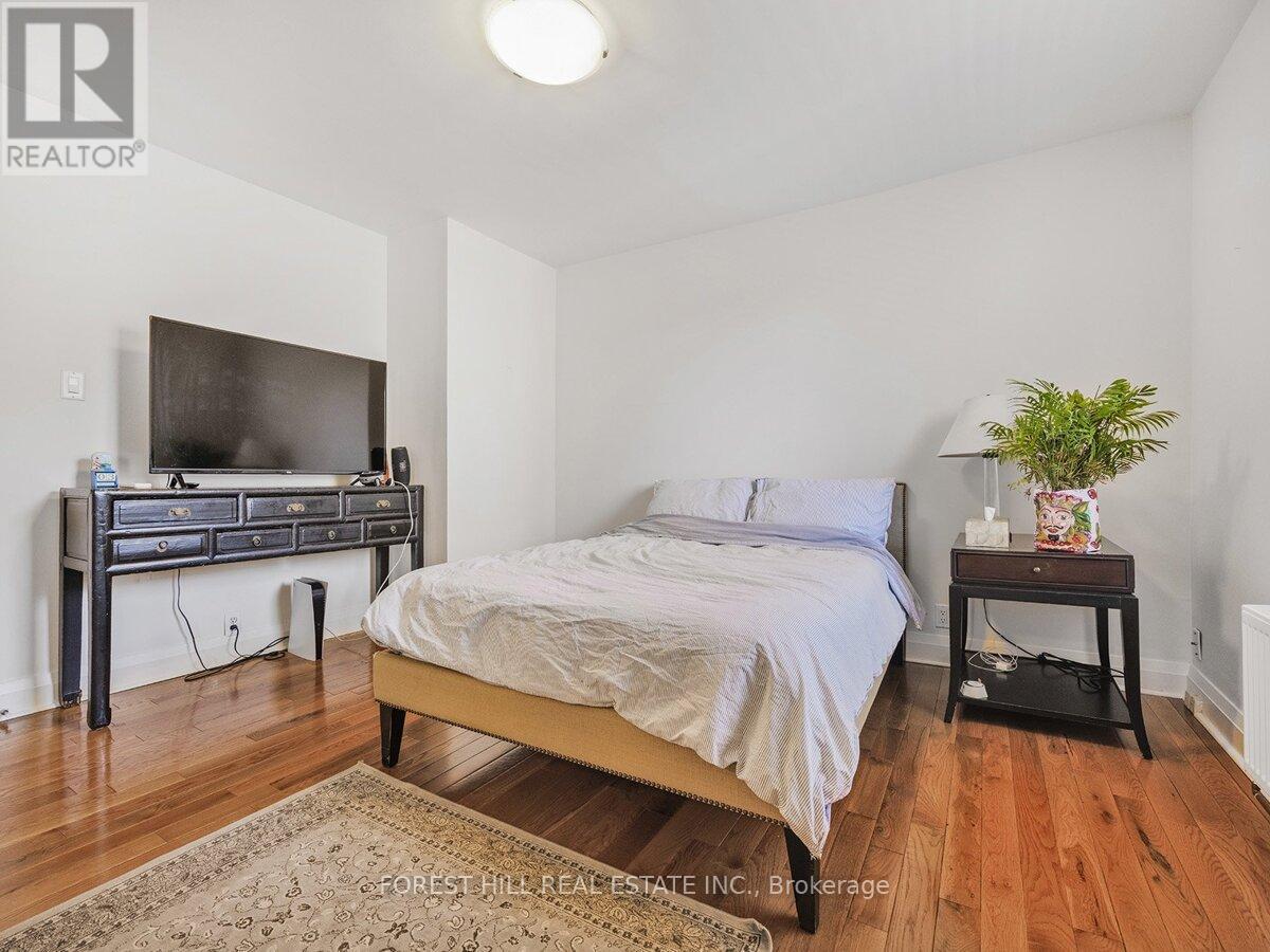 14b Glenview Avenue Property Photo 17