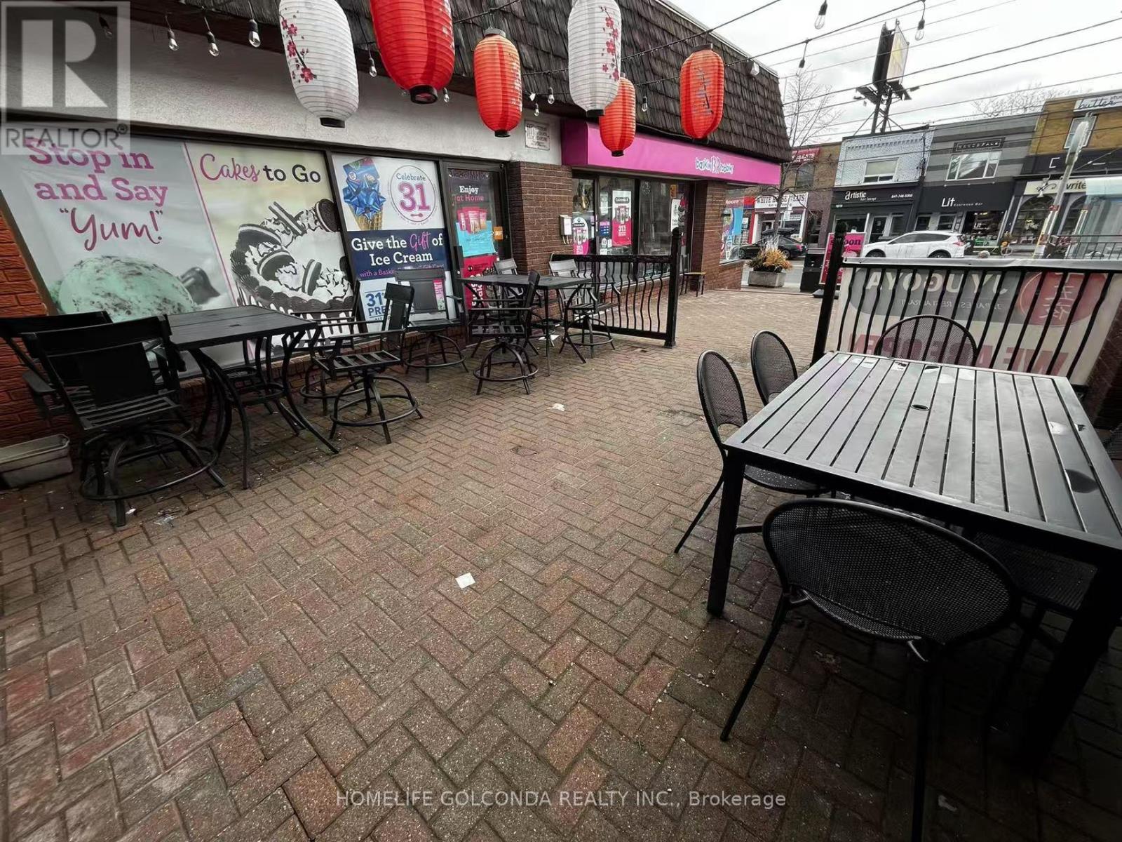 1528 Bayview Avenue Property Photo 10